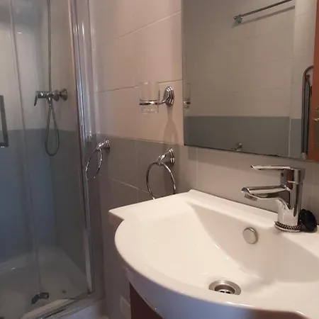 2 Con Piscina